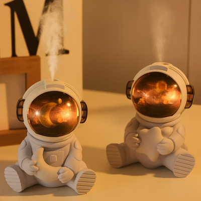 Astronaut Humidifier